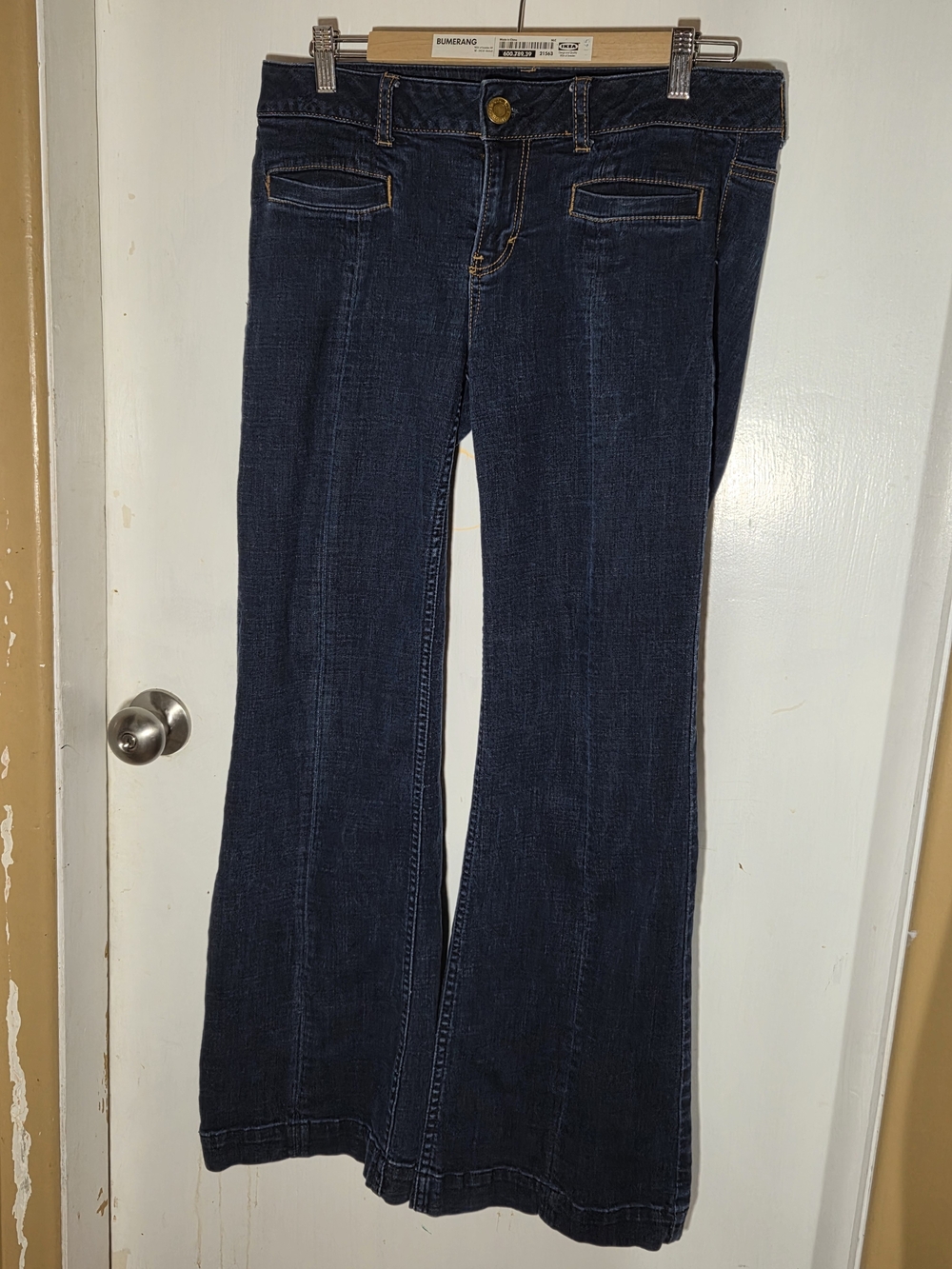 American Eagle🦅 Women's Dark Blue Stretchy Flared Jeans Size 10🥰